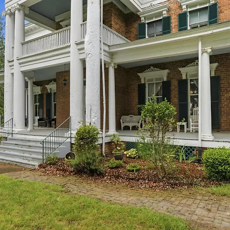 Rockwood Manor Bed & Breakfast-3
